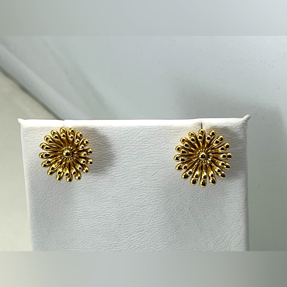 COACH Vintage Flower Gold Tone Floral Stud Earrings